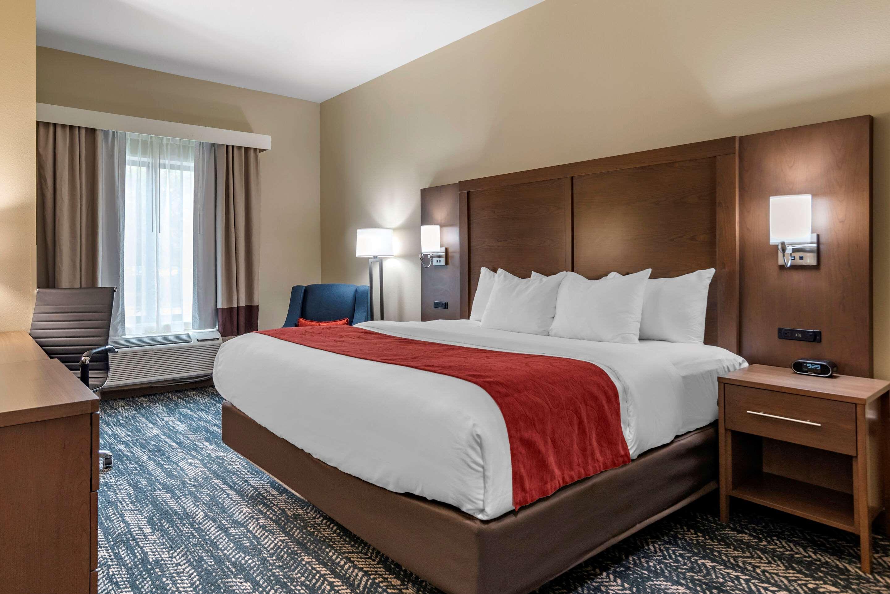 Comfort Inn & Suites Downtown Near University Тъскалуса Екстериор снимка