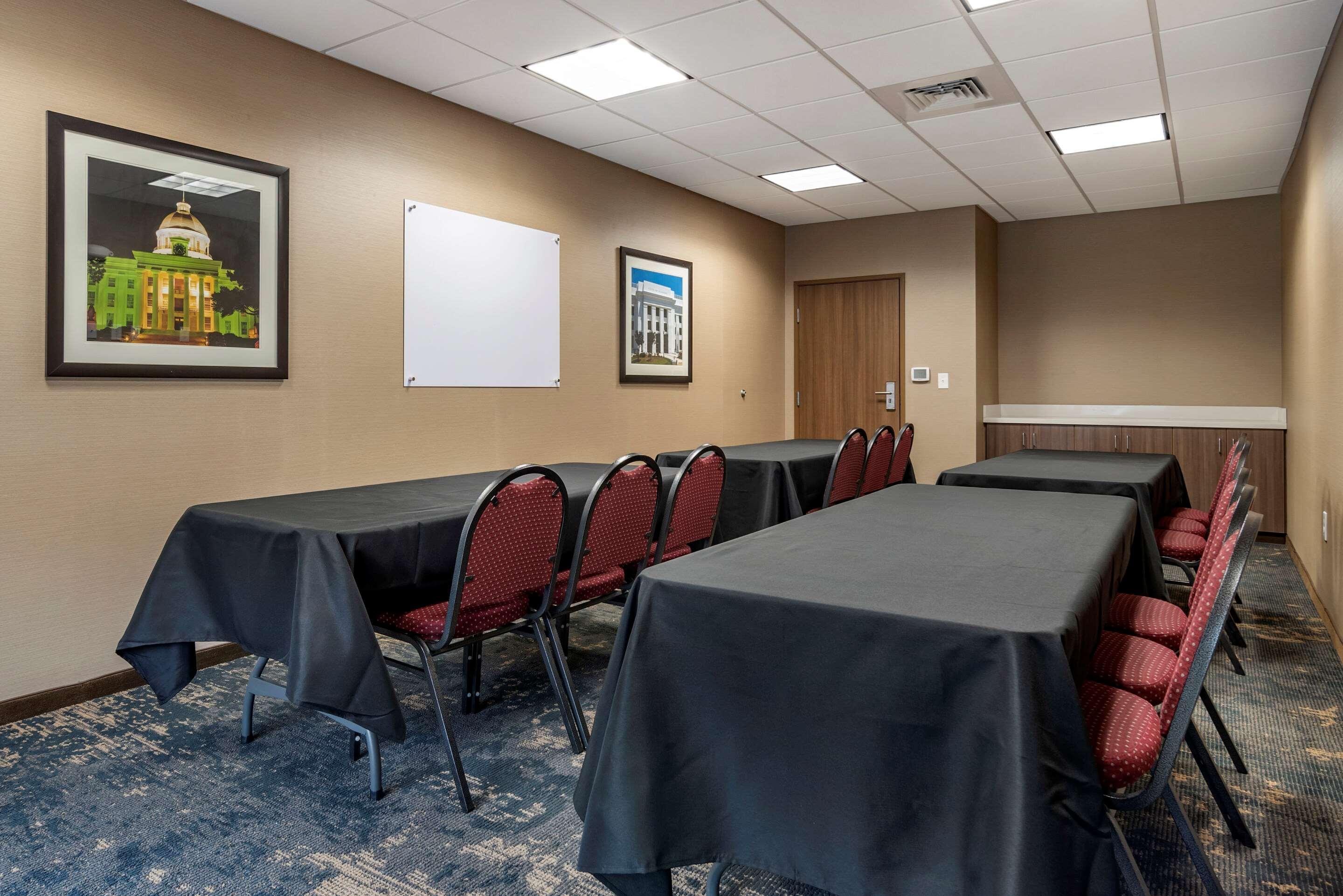 Comfort Inn & Suites Downtown Near University Тъскалуса Екстериор снимка