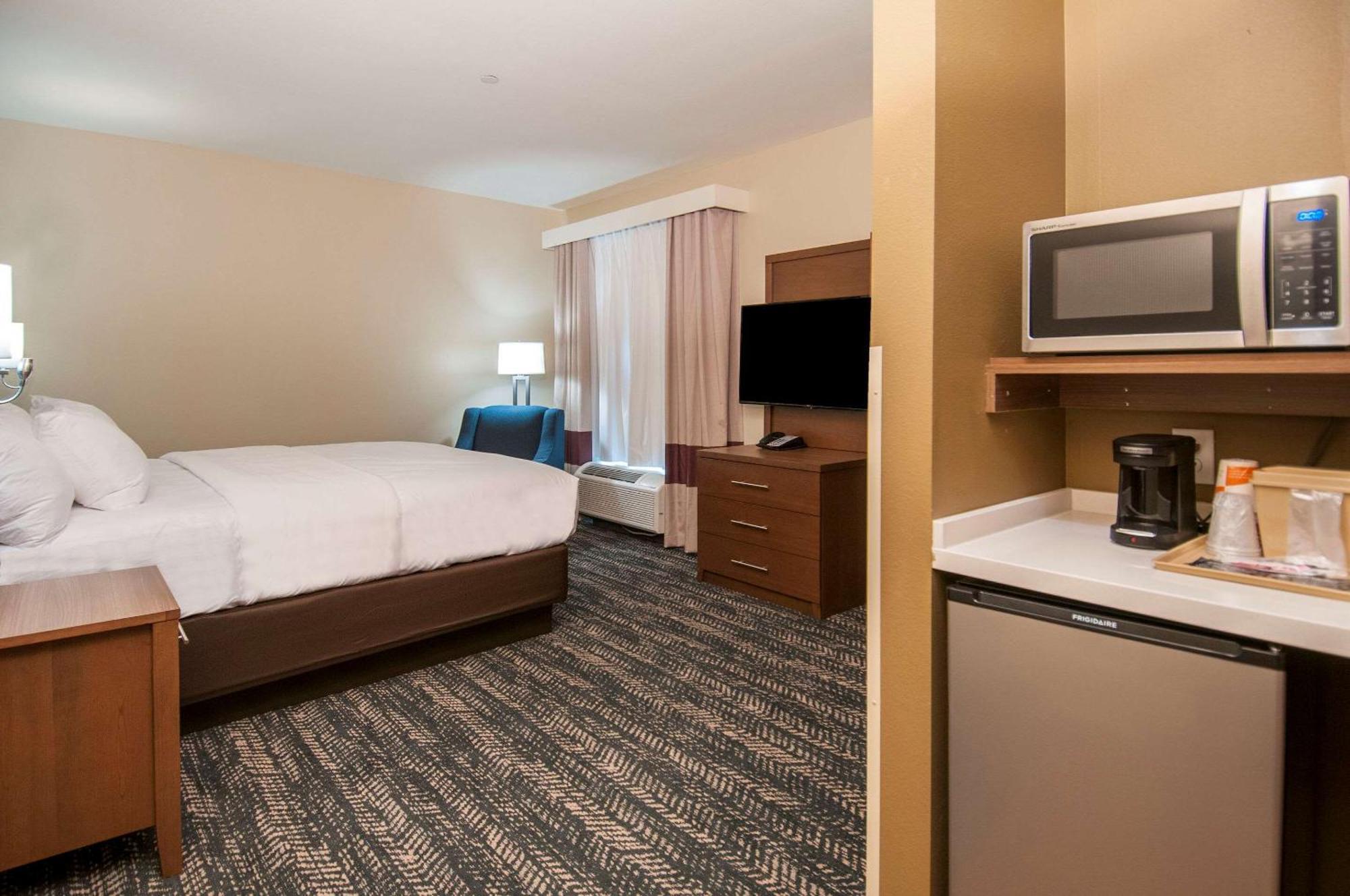 Comfort Inn & Suites Downtown Near University Тъскалуса Екстериор снимка