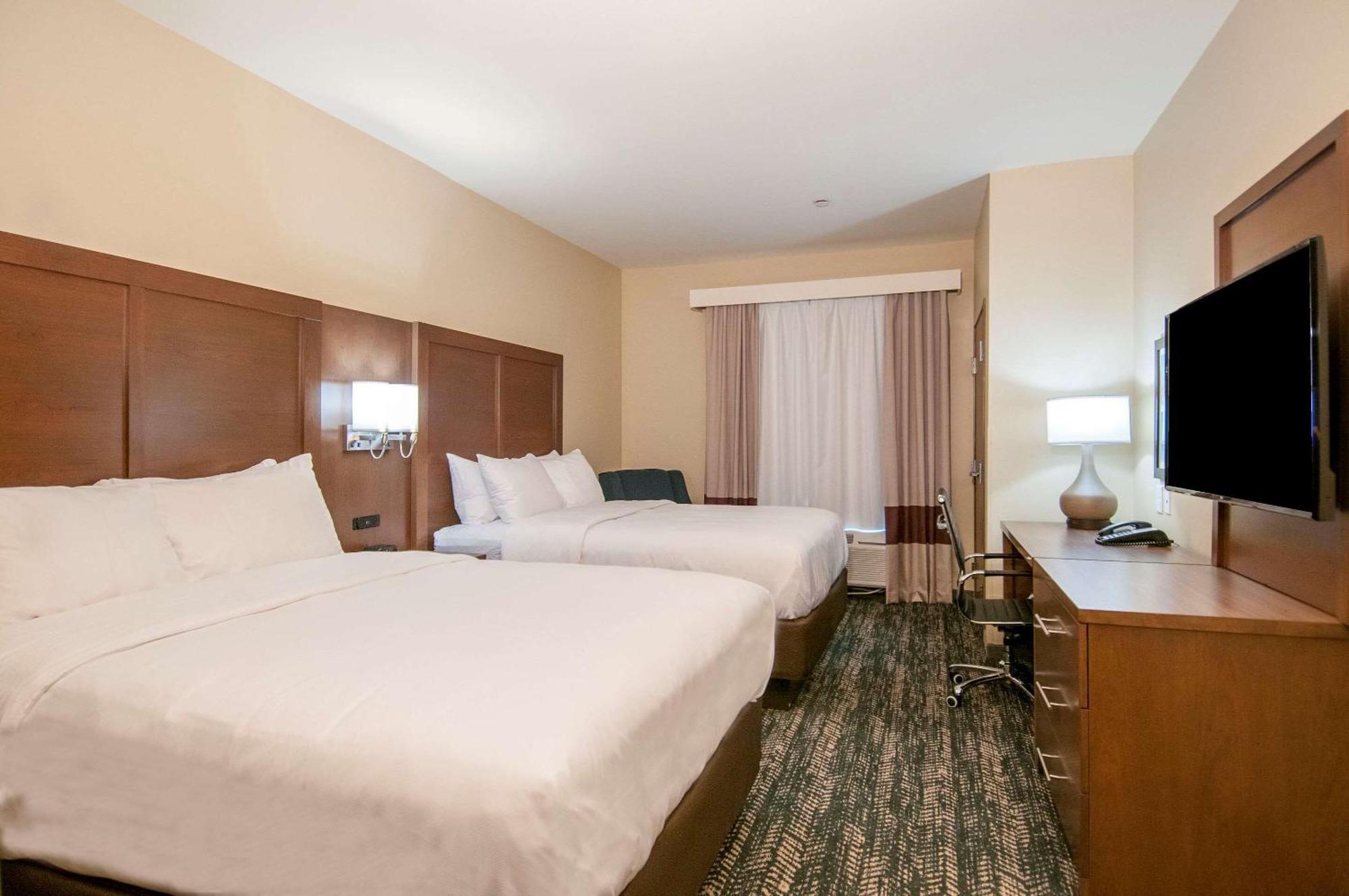 Comfort Inn & Suites Downtown Near University Тъскалуса Екстериор снимка